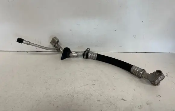 Audi Q7 4L Air conditioning (A/C) pipe/hose 7L6820743J