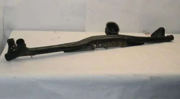 Audi A8 S8 D3 4E Engine mounting bracket 4f0199335g SC372