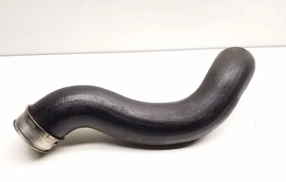 Mercedes-Benz E C207 W207 Intercooler hose/pipe A2045280682