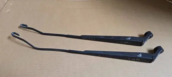 Suzuki Ignis Front wiper blade arm 3831080G00 3833080G00