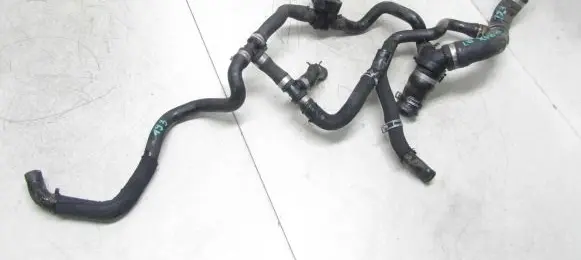 Volvo XC60 Engine coolant pipe/hose
