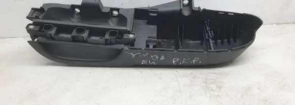 Volkswagen PASSAT B6 Front door interior handle trim 3E1867179B