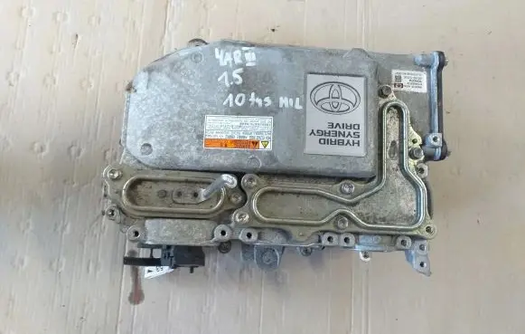Toyota Yaris Hybrid / electric car battery G9200-52030