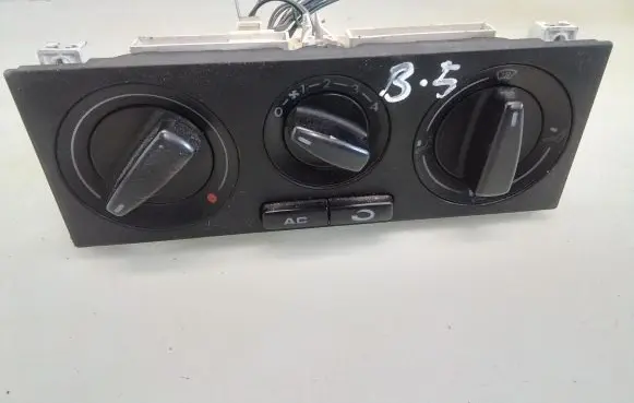 Volkswagen PASSAT B5 Climate control unit