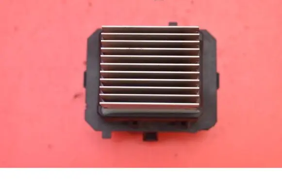 Peugeot 508 RXH Heater blower motor/fan resistor T1017845R