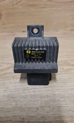 Volvo S40, V40 Glow plug pre-heat relay 7700115078