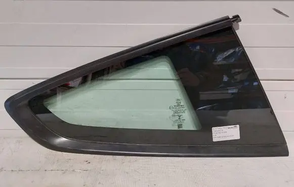 Ford Mustang VI Rear side window JR3B6329700AA