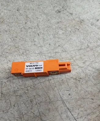 Volvo XC90 Airbag deployment crash/impact sensor 8651754 004012 130902