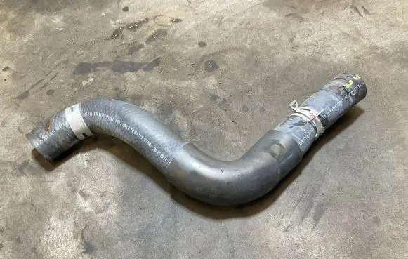 Lexus RX 450H Engine coolant pipe/hose