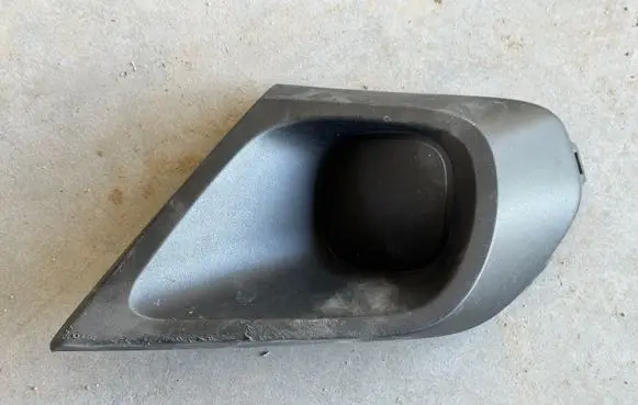 Dacia Duster II Front fog light trim/grill 2024634X