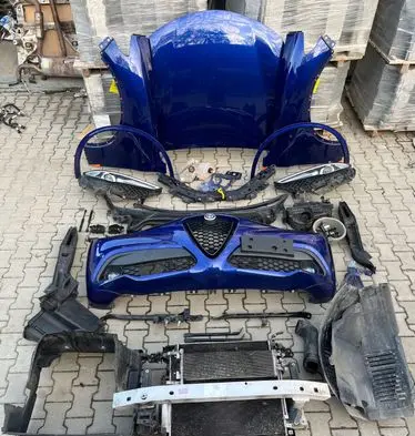 Alfa Romeo Stelvio Front bodywork piece 