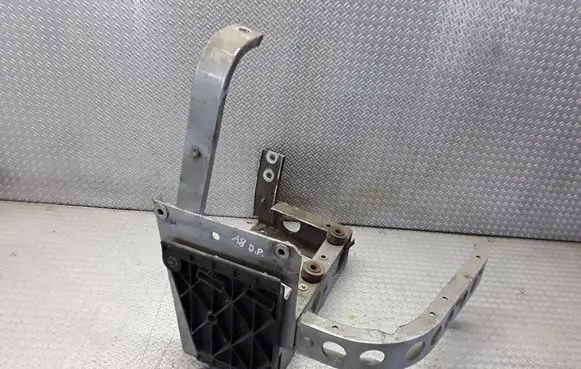Audi A8 S8 D2 4D Side radiator support slam panel 4D0821138AB