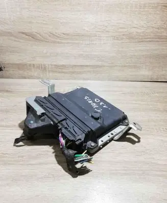 Toyota Yaris Engine control unit/module ECU 896610D310 MB2751002494