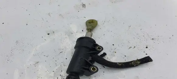 BMW 3 E90 E91 Clutch master cylinder 69059009 014120445