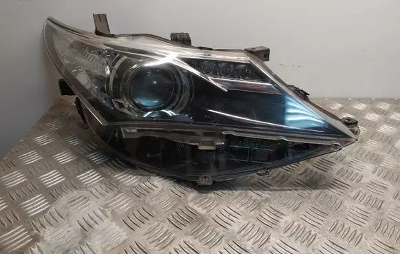 Toyota Auris E180 Headlight/headlamp 89906412