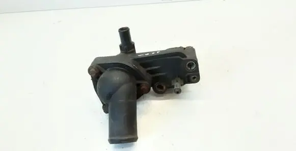 Thermostat/thermostat housing