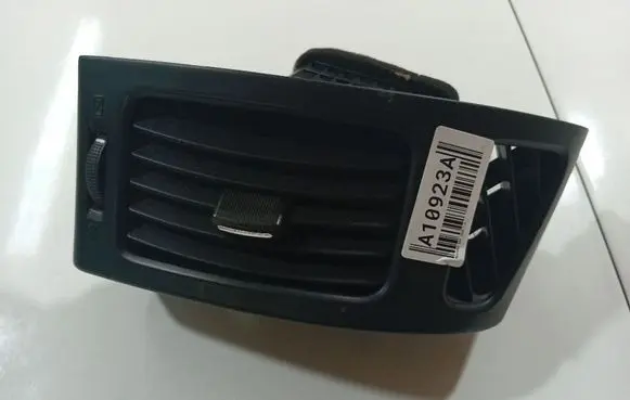 Dash center air vent grill