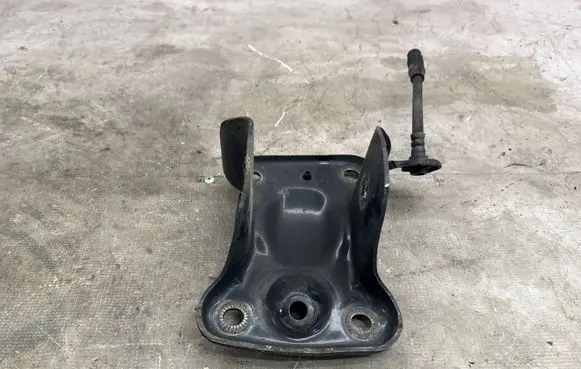 Volkswagen T-Cross Other rear suspension part 2Q0501545H