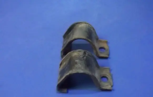 Opel Calibra Sway bar bush bracket, front 90567327
