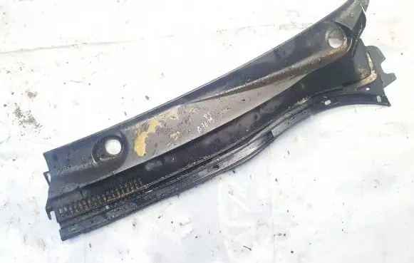 Toyota Avensis T250 Wiper trim 5578205030