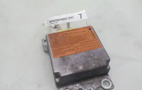 Nissan X-Trail T30 Airbag control unit/module 988208H405