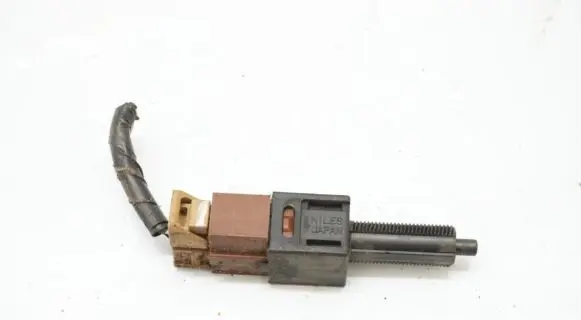 Renault Koleos I Brake pedal sensor switch BRN