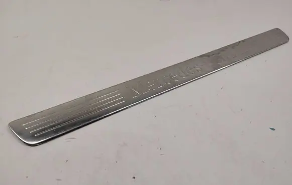 Mercedes-Benz ML W166 Front sill trim cover A1666861936