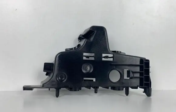 Audi A3 8Y Front bumper mounting bracket 8Y0807184