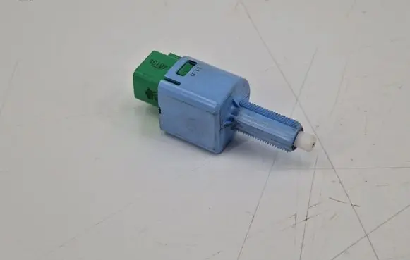Mitsubishi Outlander Brake pedal sensor switch F80CS53
