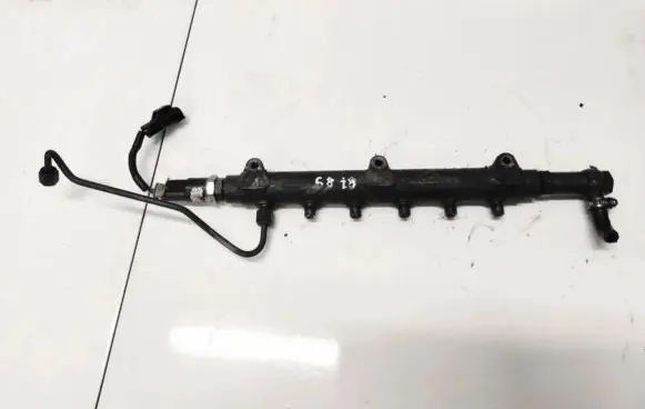 Volvo XC90 Fuel main line pipe 0445215010 8658252