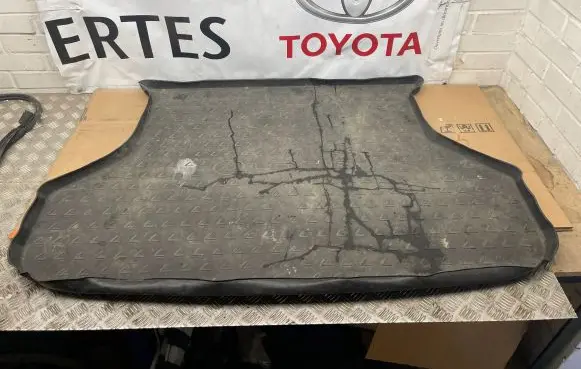Lexus RX 330 - 350 - 400H Trunk/boot floor carpet liner PZ434K2301