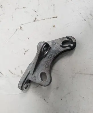 Volvo XC90 Driveshaft support bearing bracket 31492927 20180903