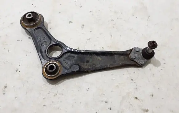 Renault Talisman Front lower control arm/wishbone 545051645R