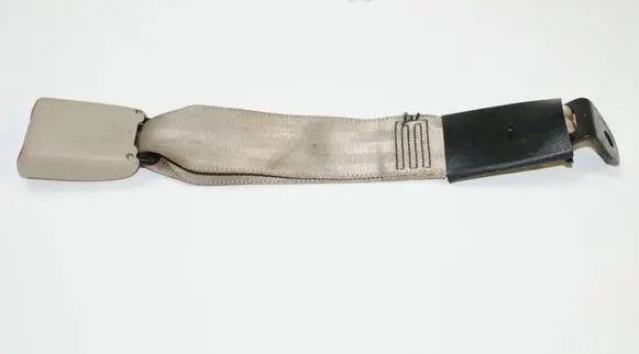 Lexus RX 330 - 350 - 400H Middle seatbelt buckle (rear) E034601