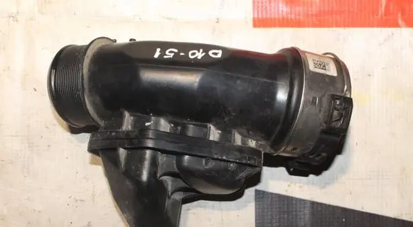 Volvo S60 Oil fill pipe 31422061