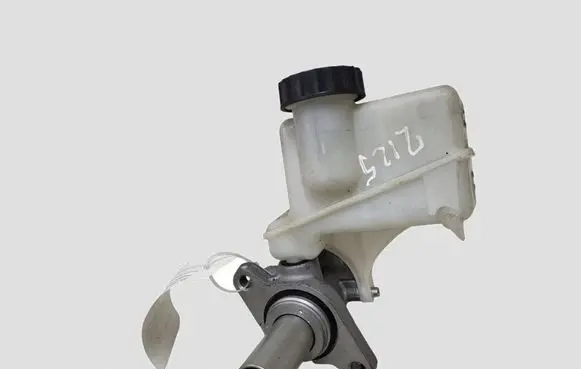 Mercedes-Benz E W212 Master brake cylinder A2124300202