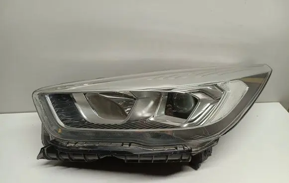 Ford Kuga II Headlight/headlamp GV4113W030CJ