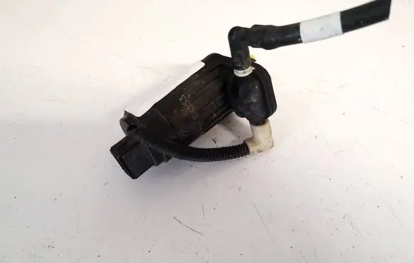 Jeep Renegade Windscreen/windshield washer pump 104353 d5240
