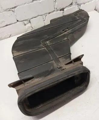 Ford Transit Air intake duct part 6C1118713