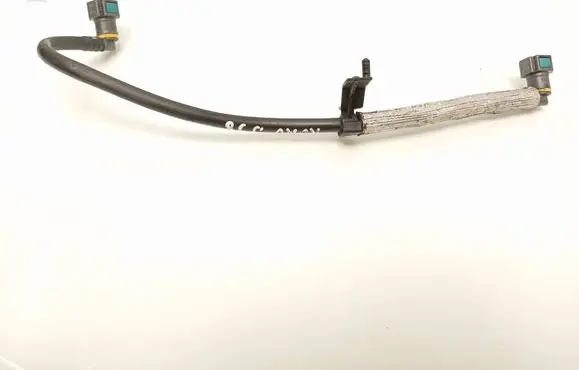 Nissan Qashqai+2 Fuel line/pipe/hose 