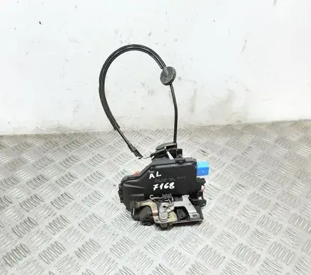 Volkswagen Jetta V Rear door lock 7L0839016