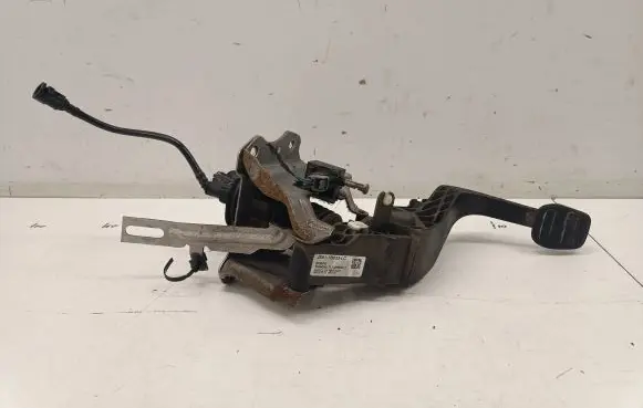 Clutch pedal