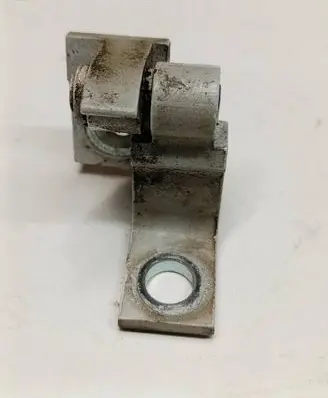 Volkswagen Scirocco Front door lower hinge A2W1F5