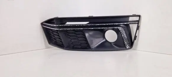 Audi A4 S4 B9 Front bumper lower grill 8W0807682C