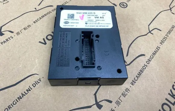 Volkswagen Golf VII Keyless (KESSY) go control unit/module 5Q0959435B
