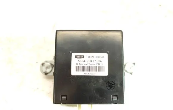Mazda Tribute Transfer box differential control unit 5L847H417BA F0021C0044