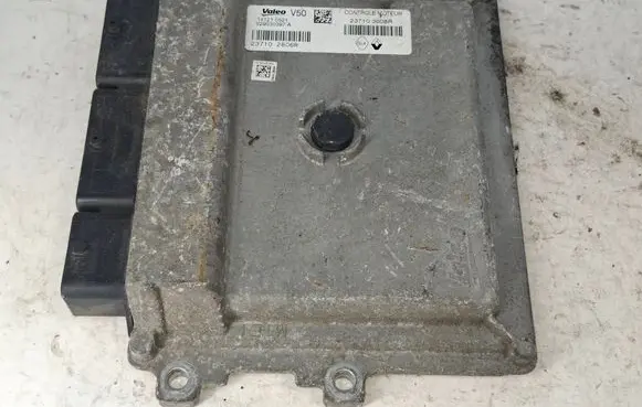 Dacia Logan II Engine control unit/module 237103008R 141210521 V29030397A