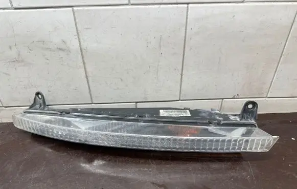 Audi Q7 4L Front indicator light 4L0953041