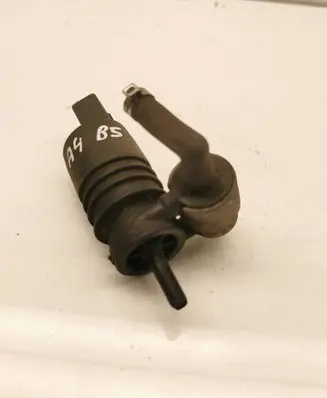 Audi A4 S4 B5 8D Windscreen/windshield washer pump