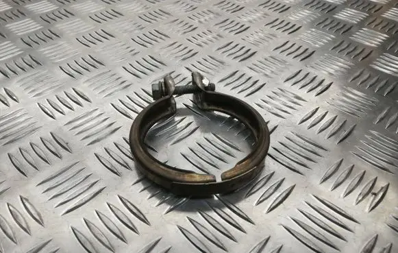Mercedes-Benz E W212 Muffler pipe connector clamp A0029954702
